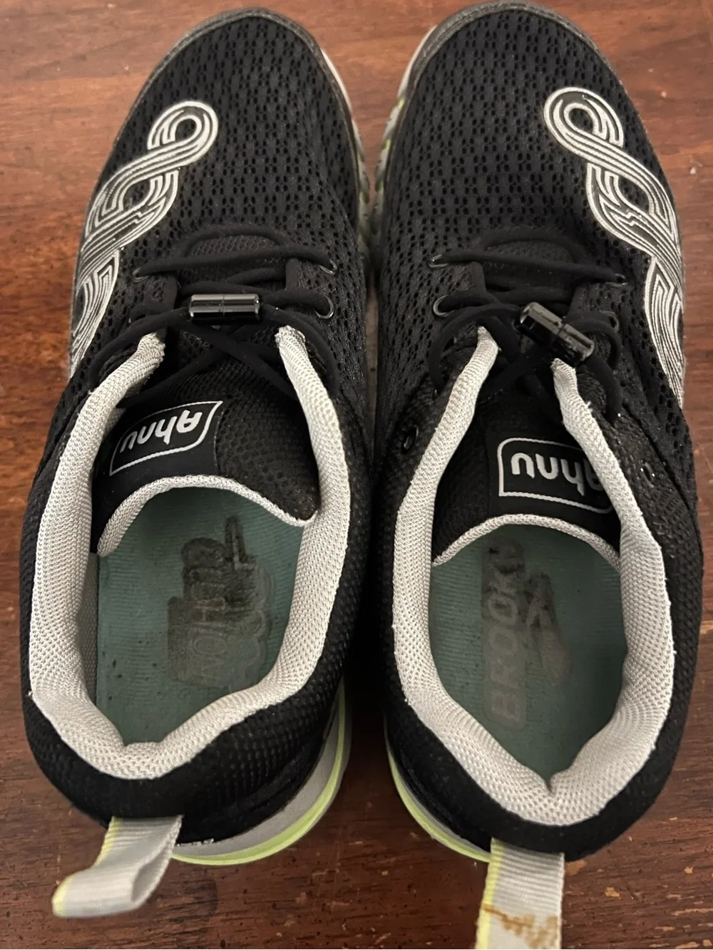 Ahnu Brooks Black Mesh Sneakers with Gray & Lime Highlights size 8.5